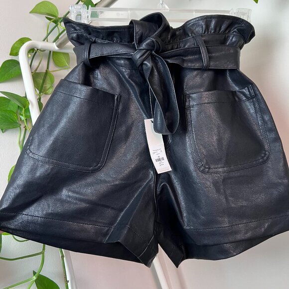 Paper Bag Leather Shorts- NWT- NEW with Tag- Francesca's - Picture 2 of 5
